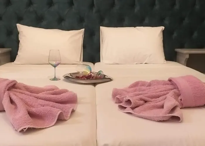 アパートホテル Kapetanios Luxury 3*