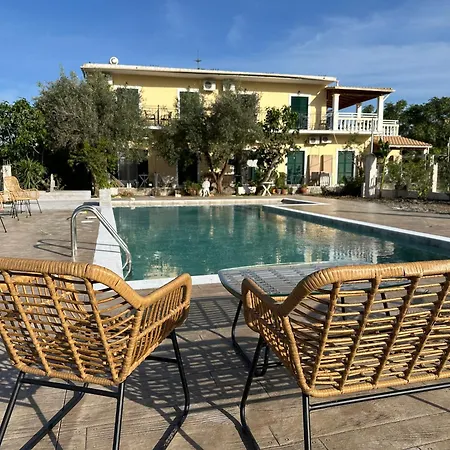 Kapetanios Luxury 아기오스 게오르기오스