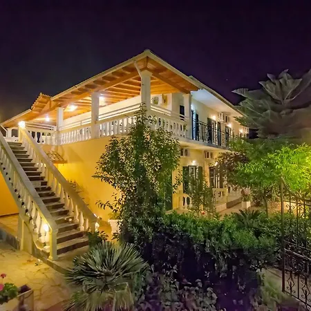 Kapetanios Luxury Aparthotel Agios Georgios (Corfu)