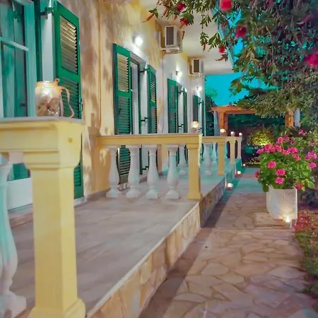 Aparthotel Kapetanios Luxury