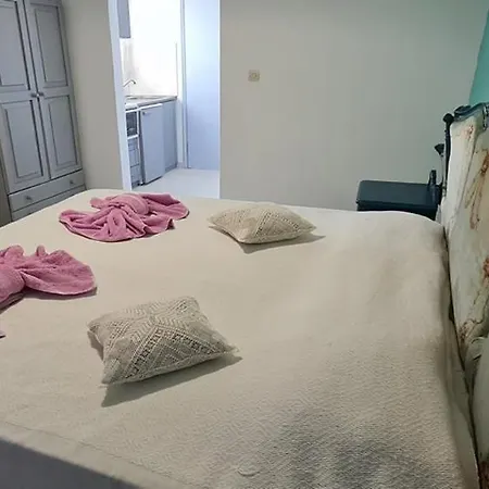 Kapetanios Luxury Aparthotel