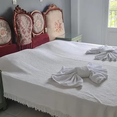 Kapetanios Luxury Aparthotel