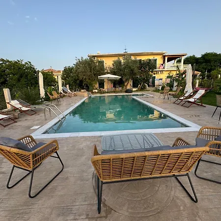 Kapetanios Luxury 3* Agios Georgios (Corfu)