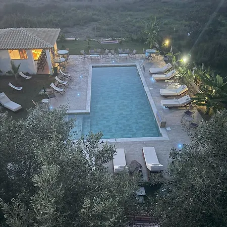 Lejlighedshotel Kapetanios Luxury 3*