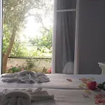 Apart Otel Kapetanios Luxury