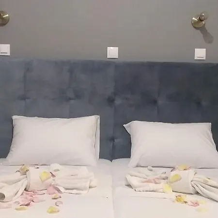 Kapetanios Luxury 公寓式酒店 3*