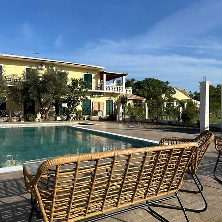 Kapetanios Luxury 3*