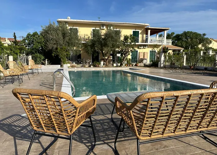 Kapetanios Luxury Agios Georgios (Corfu)