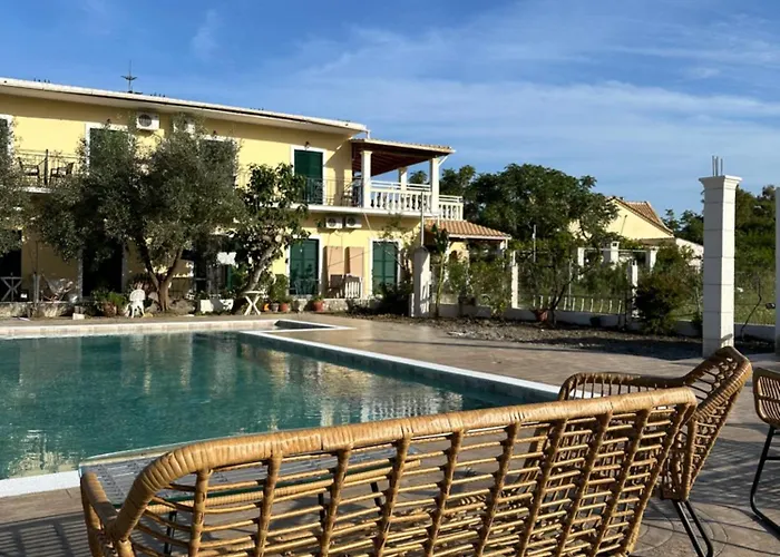 Kapetanios Luxury 3*